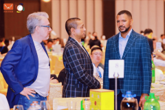 <b>取来自全球的行业伙伴交换经验</b>